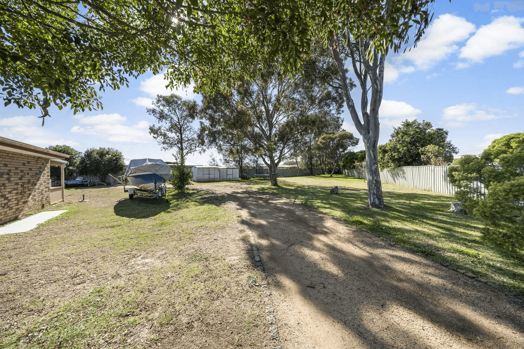 19 Handley Drive, WESTBROOK, QLD 4350