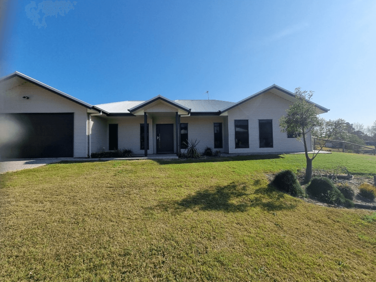 6 Bottle Tree Court, WITHCOTT, QLD 4352