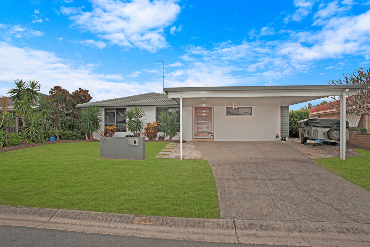 15 Lorikeet Lane, Burleigh Waters, QLD 4220