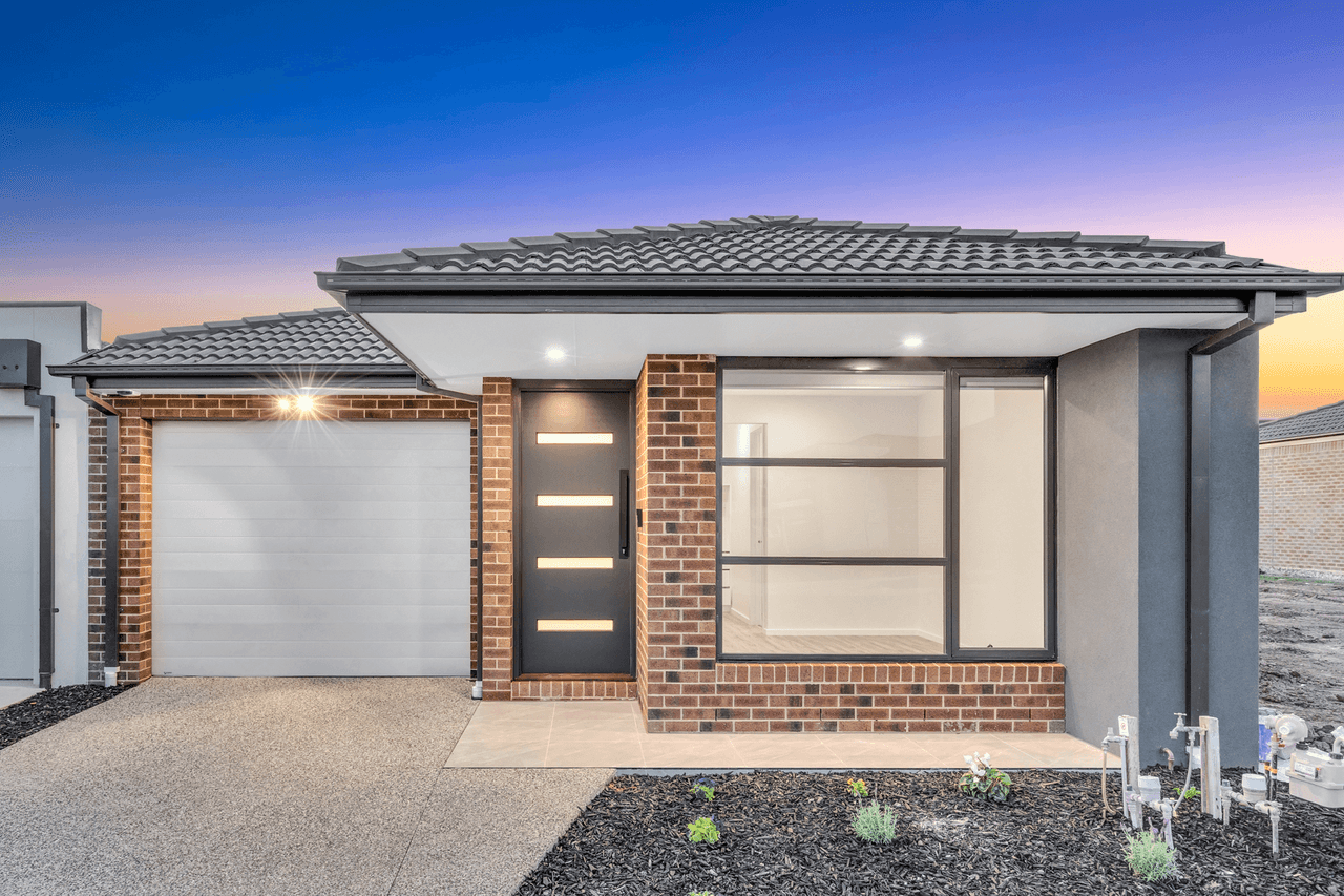 9 Adansonia Circuit, Mickleham, VIC 3064