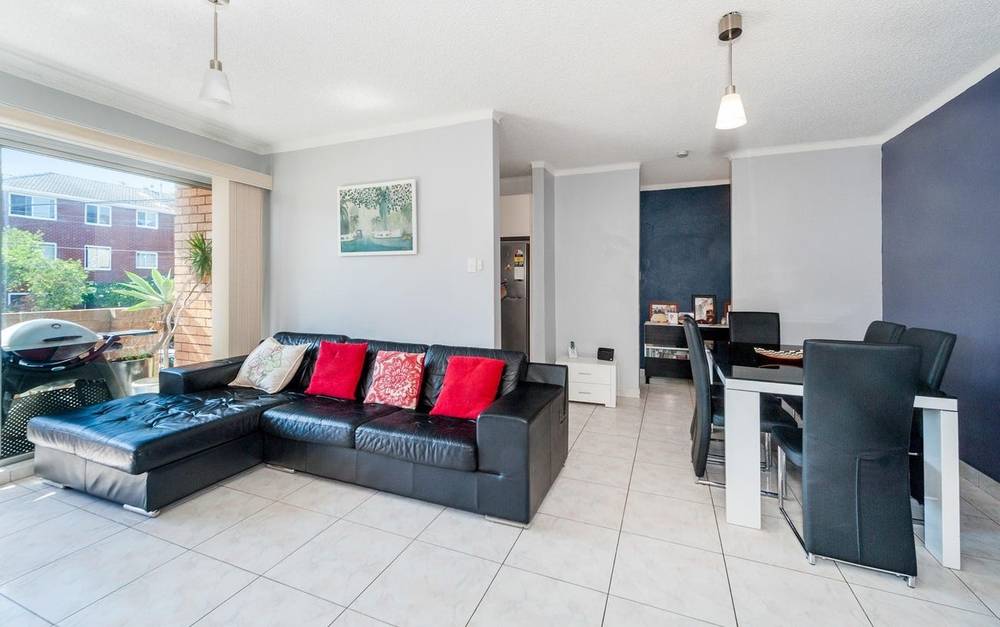 1/6 Grace Campbell Crescent, HILLSDALE, NSW 2036