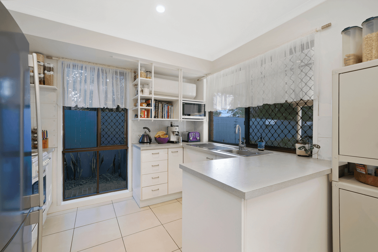 79 Kyeema Crescent, BALD HILLS, QLD 4036