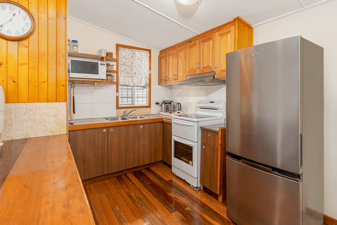 70 Perkins Street, UPPER MOUNT GRAVATT, QLD 4122