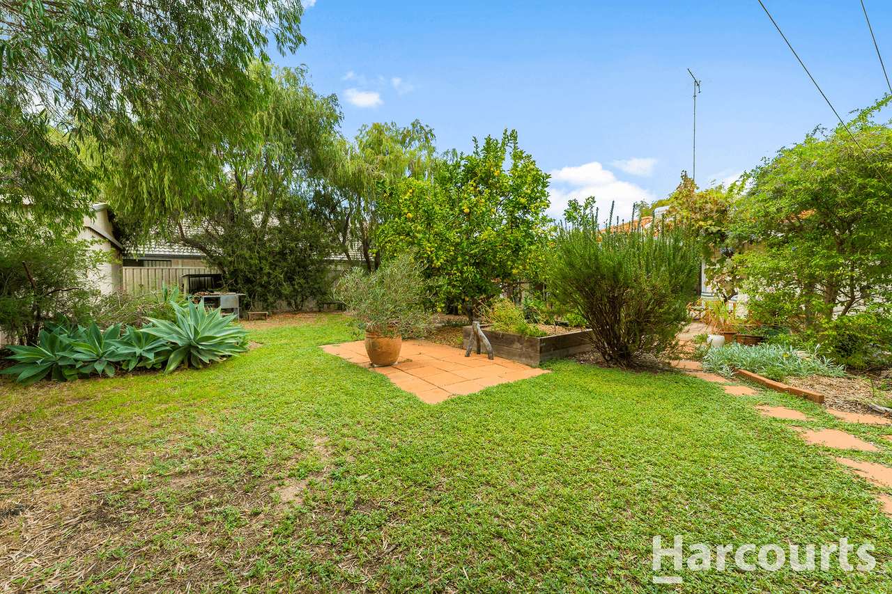 42 Moat Street, MANDURAH, WA 6210