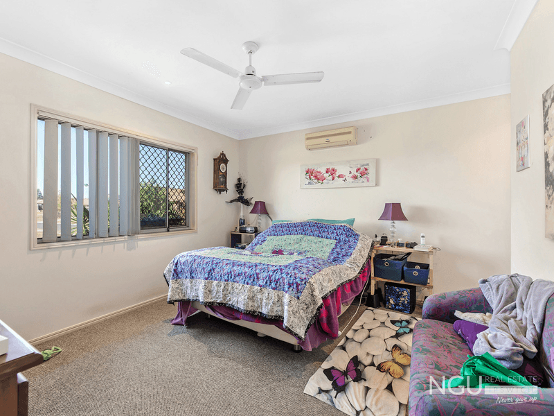 8 Honeyeater Place, Lowood, QLD 4311