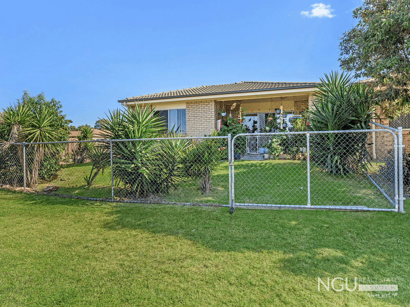 8 Honeyeater Place, Lowood, QLD 4311