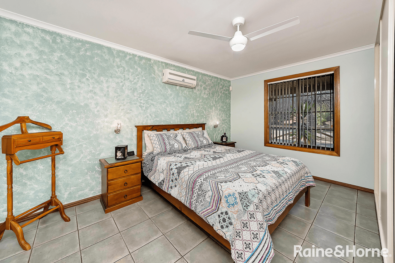 137 Hurling Drive, MOUNT BARKER, SA 5251