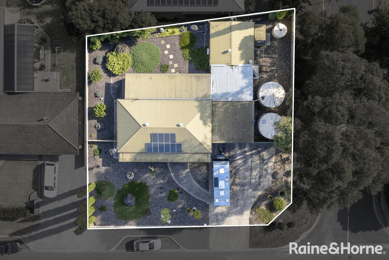 137 Hurling Drive, MOUNT BARKER, SA 5251