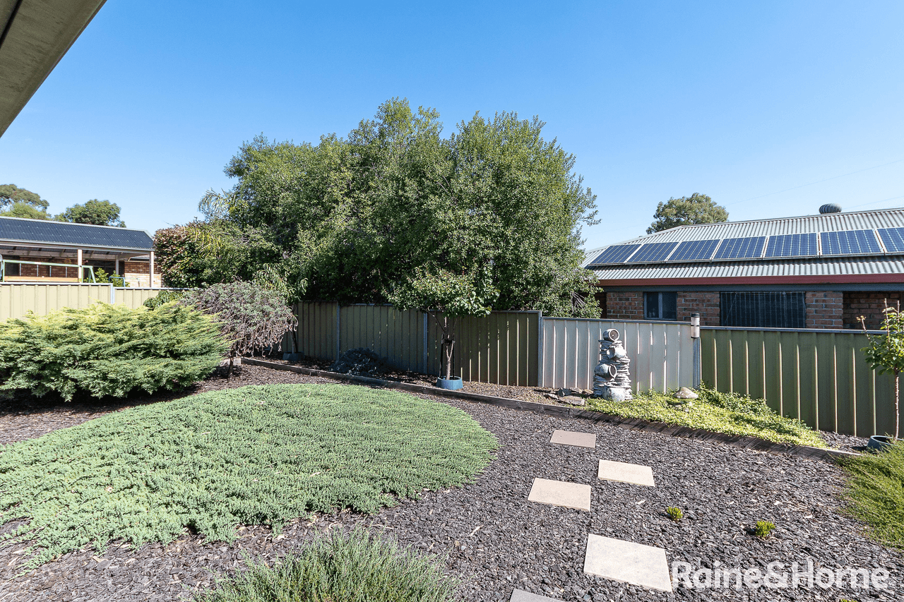 137 Hurling Drive, MOUNT BARKER, SA 5251