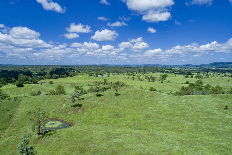 77 Mockers Road, FAIRNEY VIEW, QLD 4306