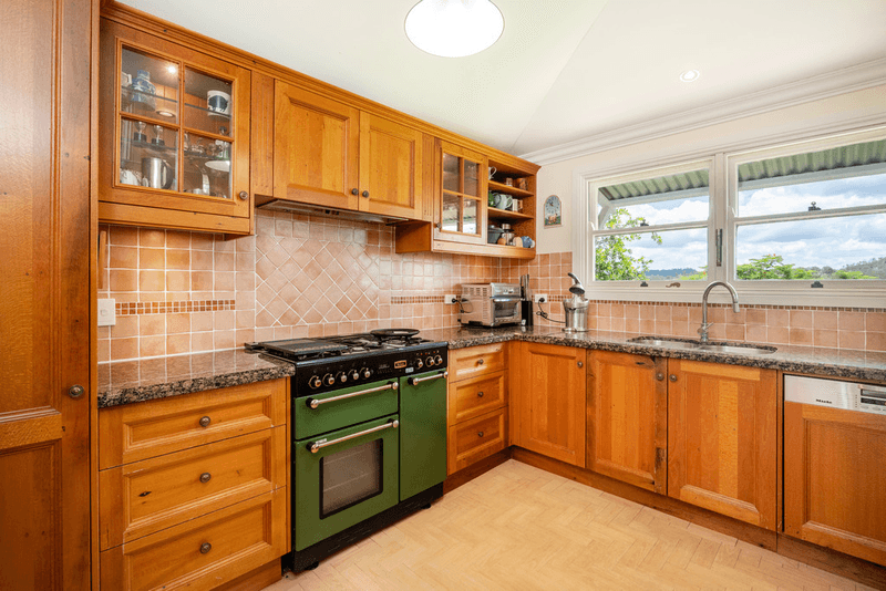 77 Mockers Road, FAIRNEY VIEW, QLD 4306