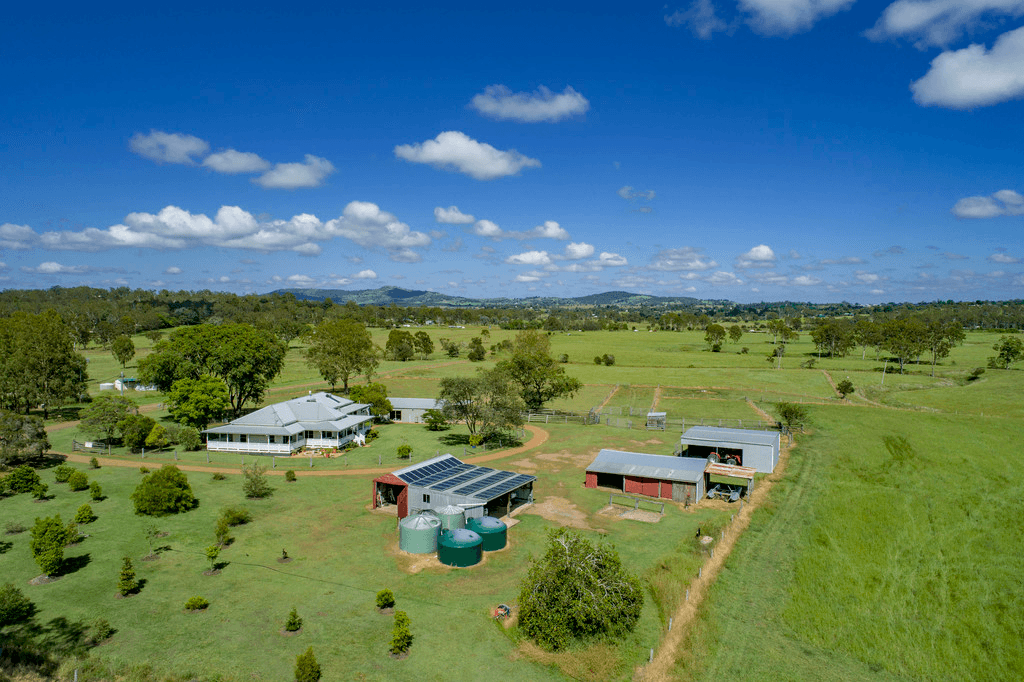 77 Mockers Road, FAIRNEY VIEW, QLD 4306