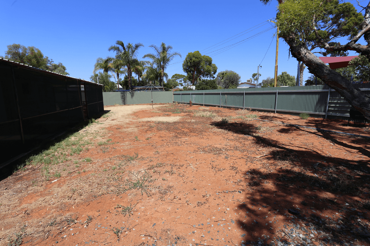 7 Ti-tree Crt, KAMBALDA WEST, WA 6442