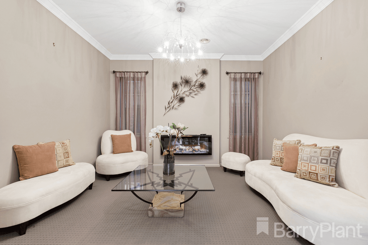 9 Le Page Run, South Morang, VIC 3752