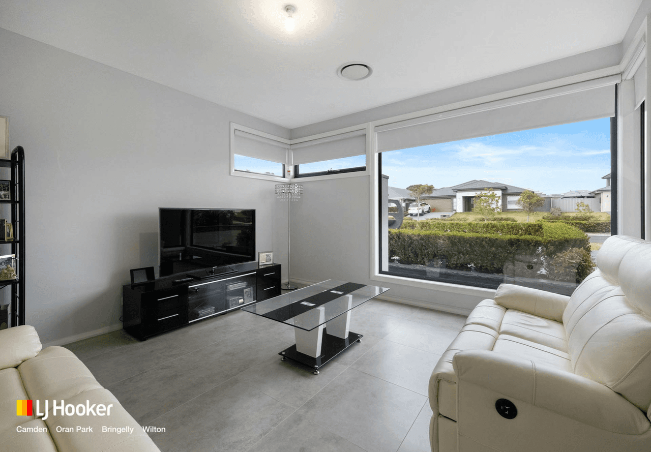 12 Governor Drive (Grove Estate), HARRINGTON PARK, NSW 2567