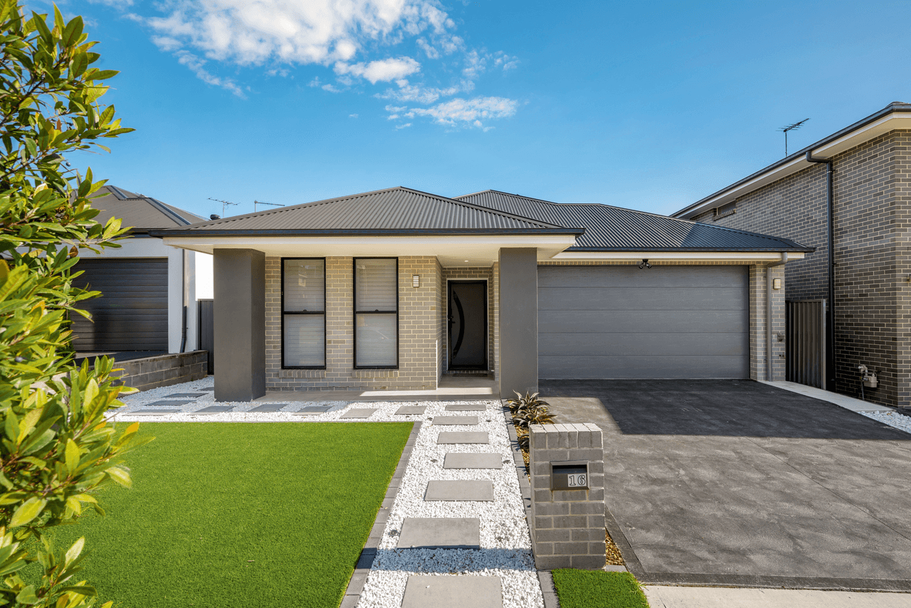 16 Zornia Street, DENHAM COURT, NSW 2565