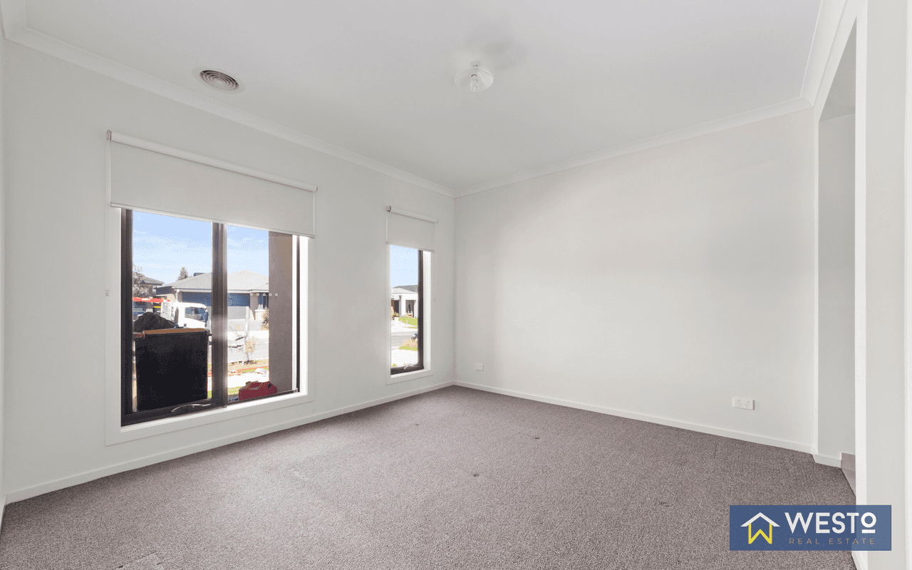 63 Diamond Parade, COBBLEBANK, VIC 3338