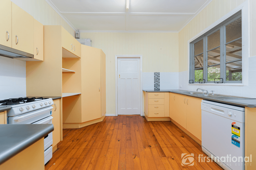 74 Baker Finch Avenue, PEACHESTER, QLD 4519