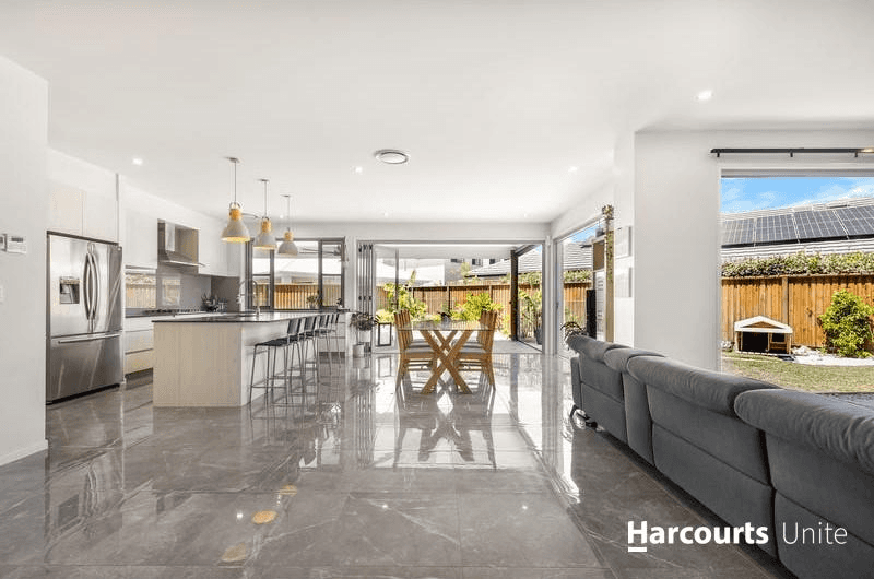 93 Aegean Avenue, NEWPORT, QLD 4020