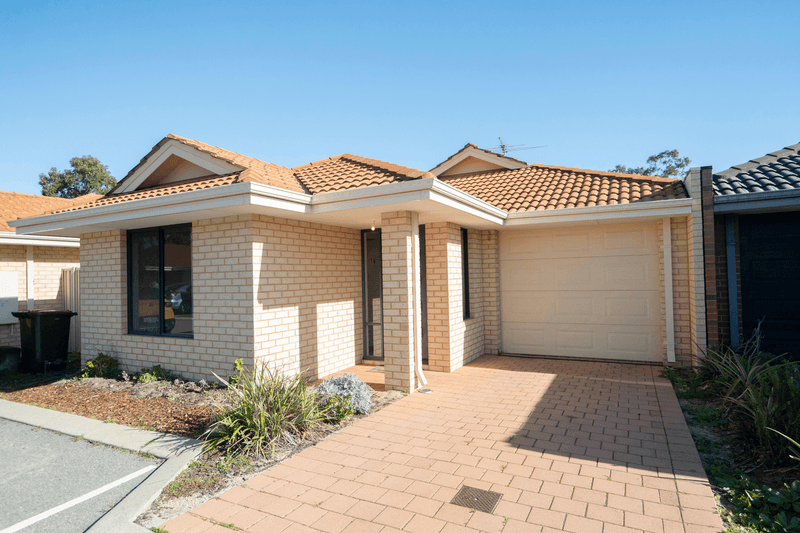 16/1 Coojong Link, SUCCESS, WA 6164