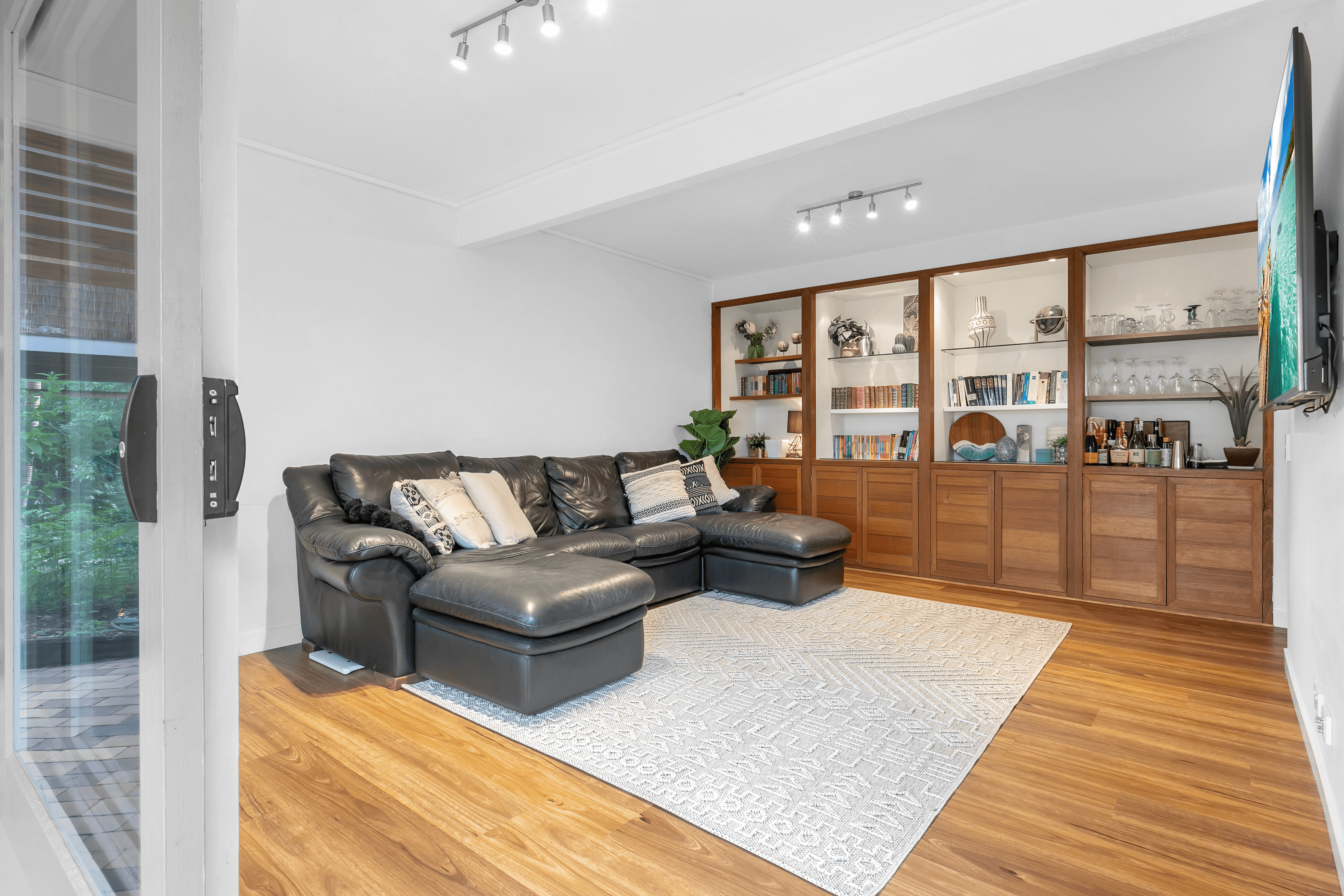 24 Rowena Street, KENMORE, QLD 4069