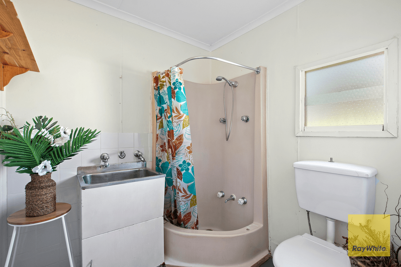 6 Pratley Street, WOY WOY, NSW 2256