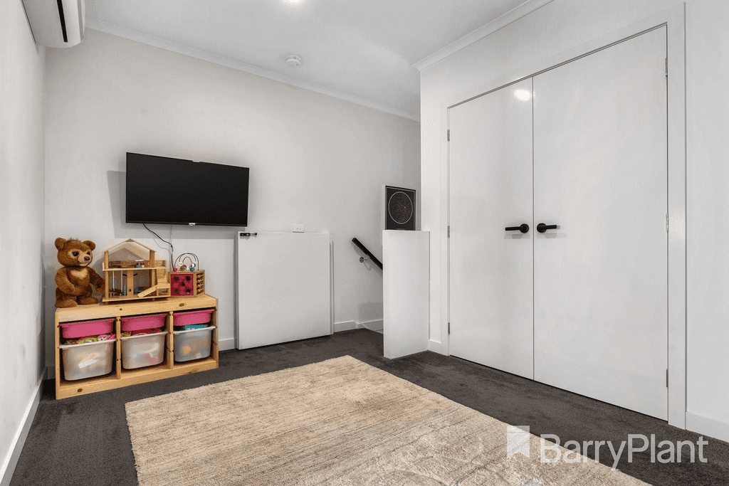 34 Riana Loop, Eumemmerring, VIC 3177