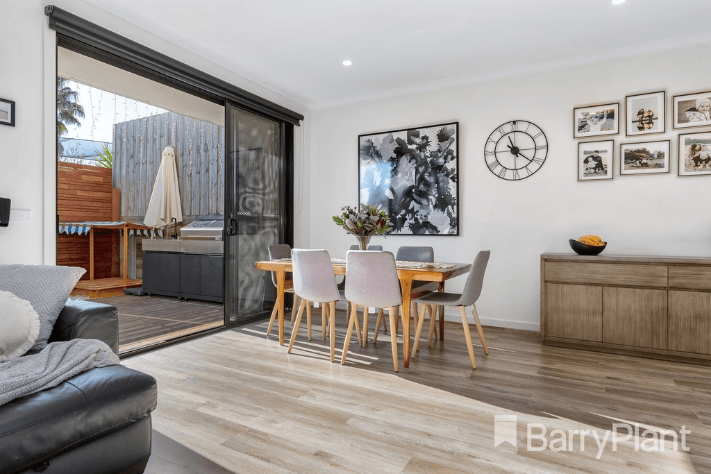 34 Riana Loop, Eumemmerring, VIC 3177