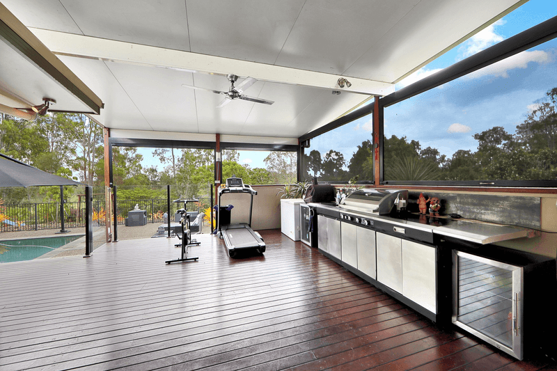 71 Hideaway Drive, DELAN, QLD 4671