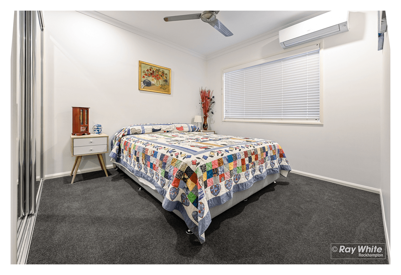 17 Edenbrook Drive, PARKHURST, QLD 4702