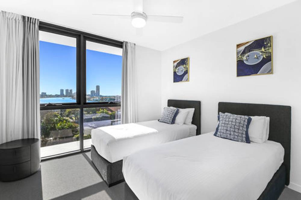 5/82 Stanhill Drive, SURFERS PARADISE, QLD 4217