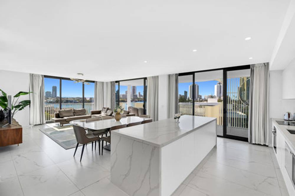5/82 Stanhill Drive, SURFERS PARADISE, QLD 4217