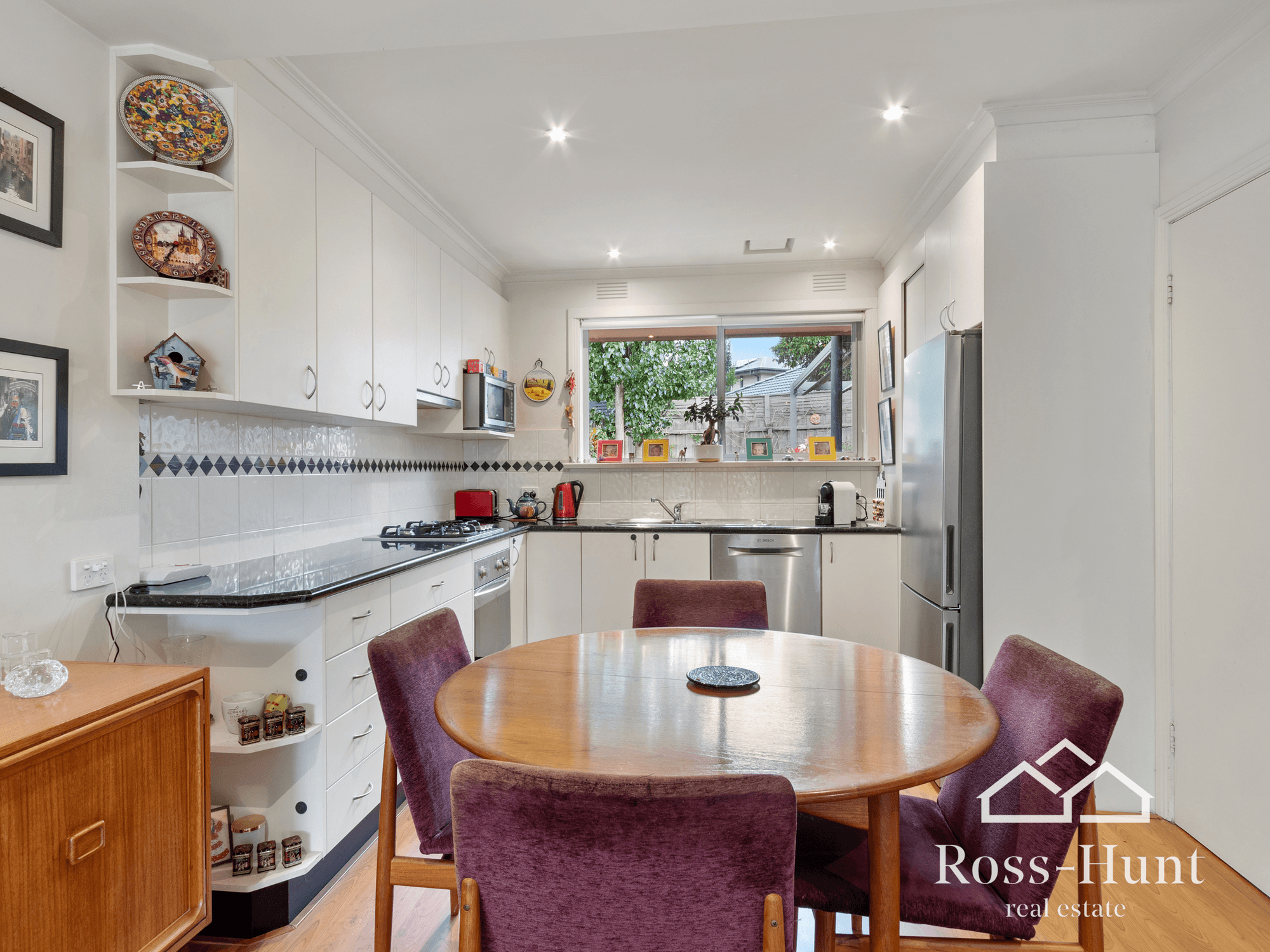 2/38 Roberts Avenue, BOX HILL SOUTH, VIC 3128