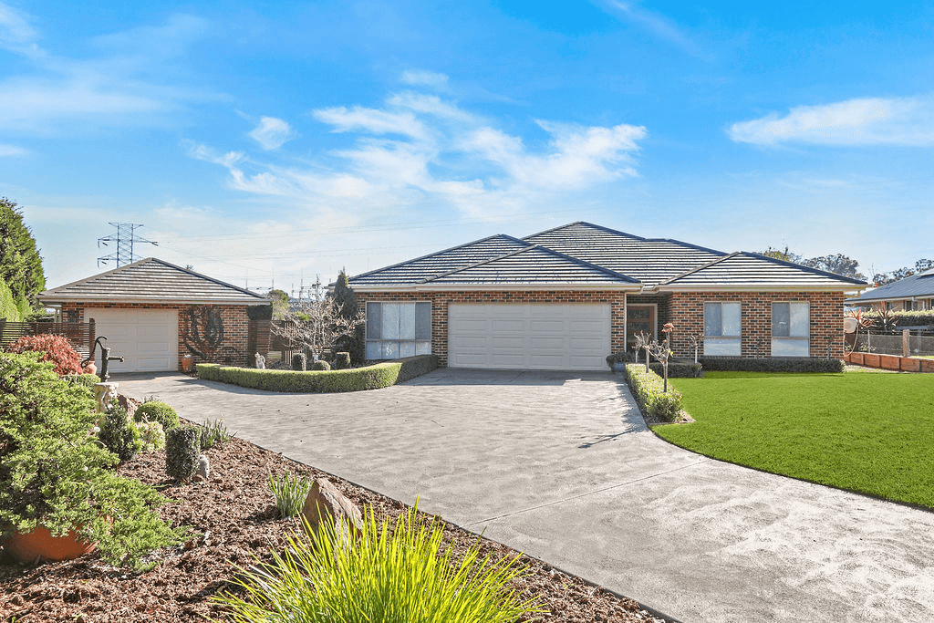 6 Keighley Place, MOSS VALE, NSW 2577