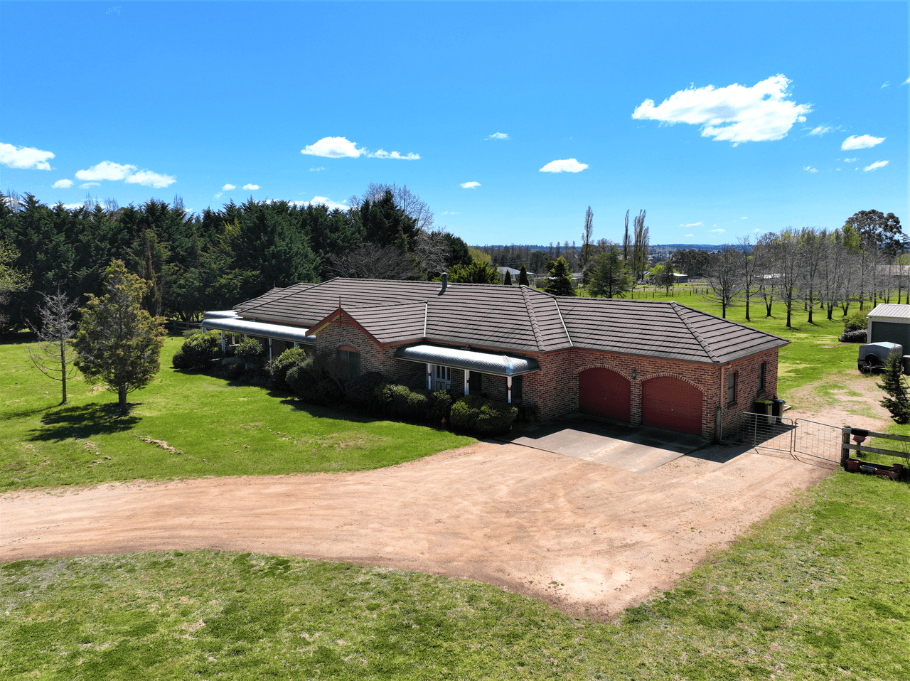 19 Glen Legh Road, GLEN INNES, NSW 2370