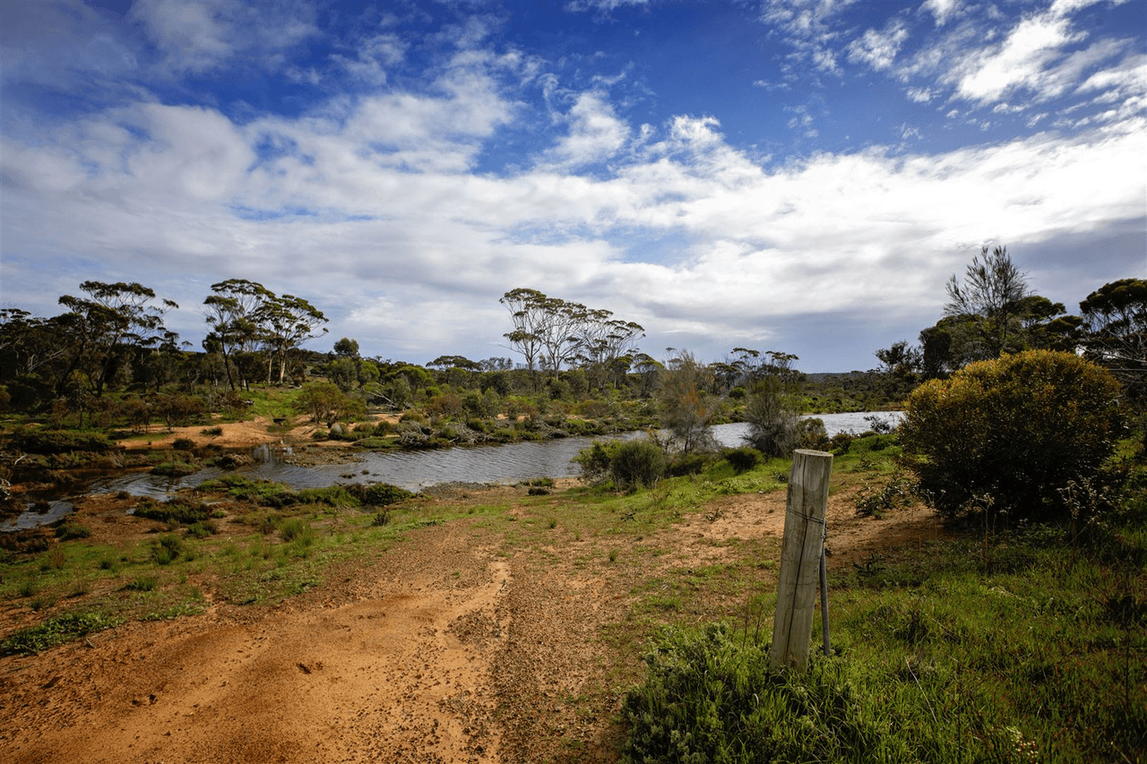 Lot 170 South Coast Highway, RAVENSTHORPE, WA 6346