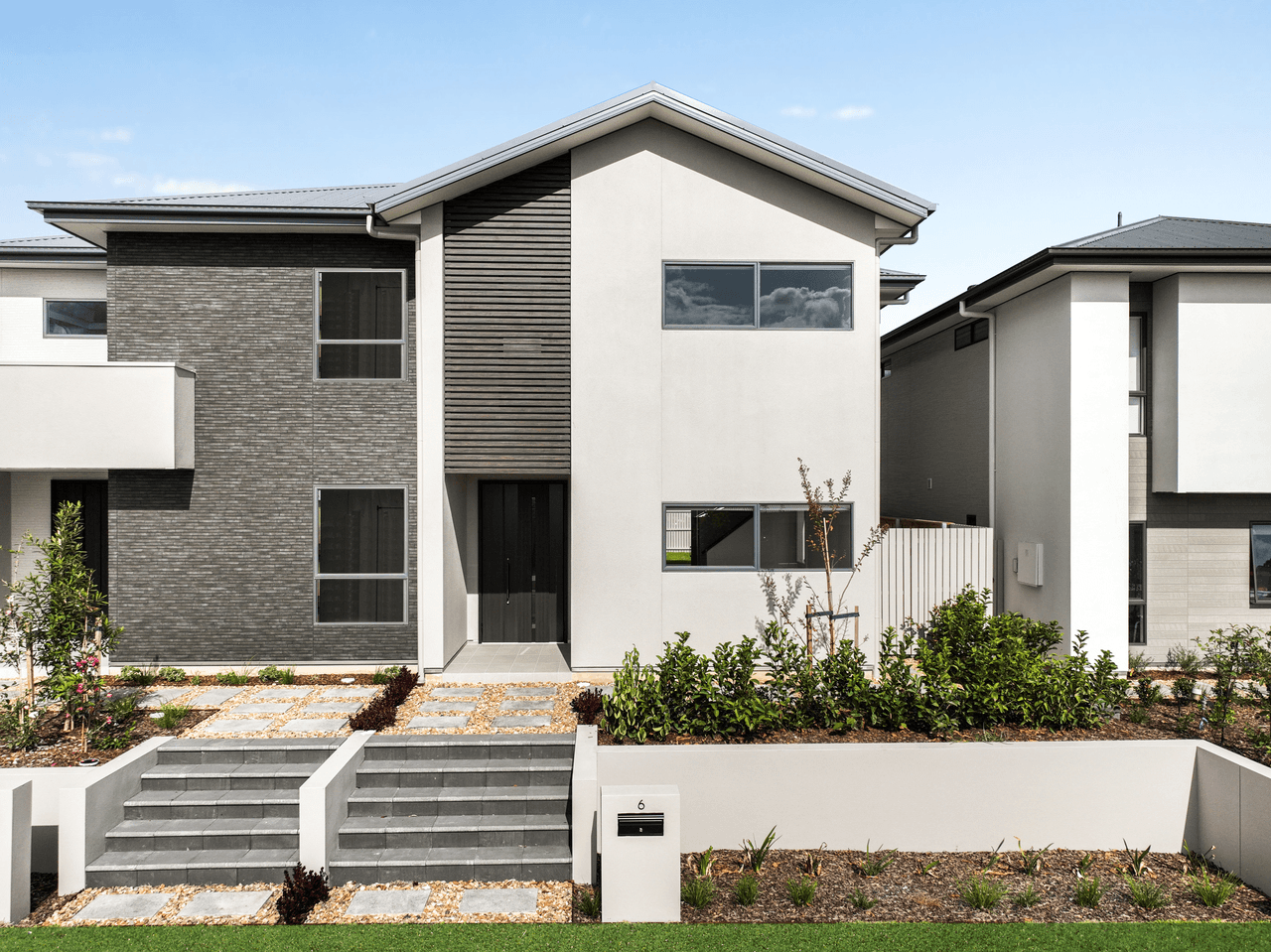 6 Chambers Way, GLEDSWOOD HILLS, NSW 2557