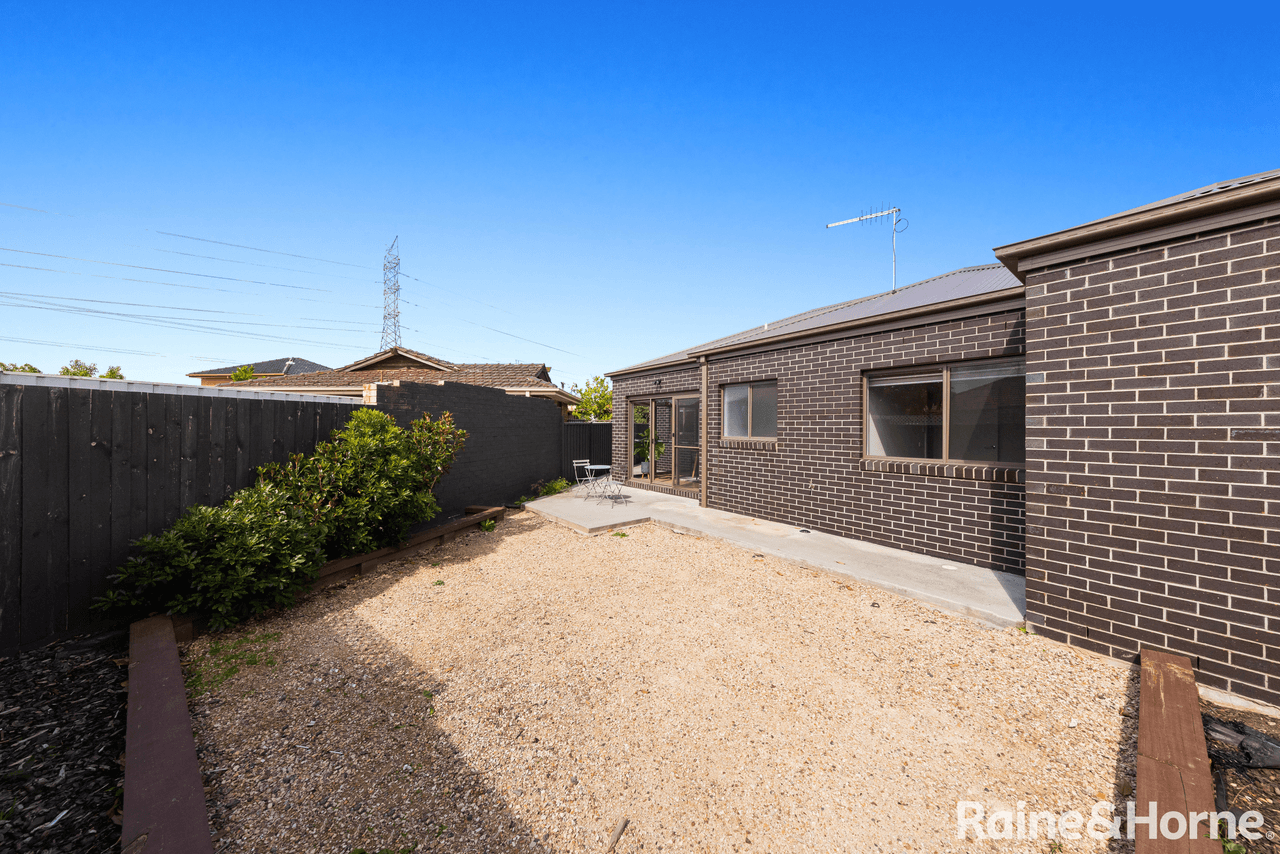 4/7 The Mews, SUNSHINE WEST, VIC 3020