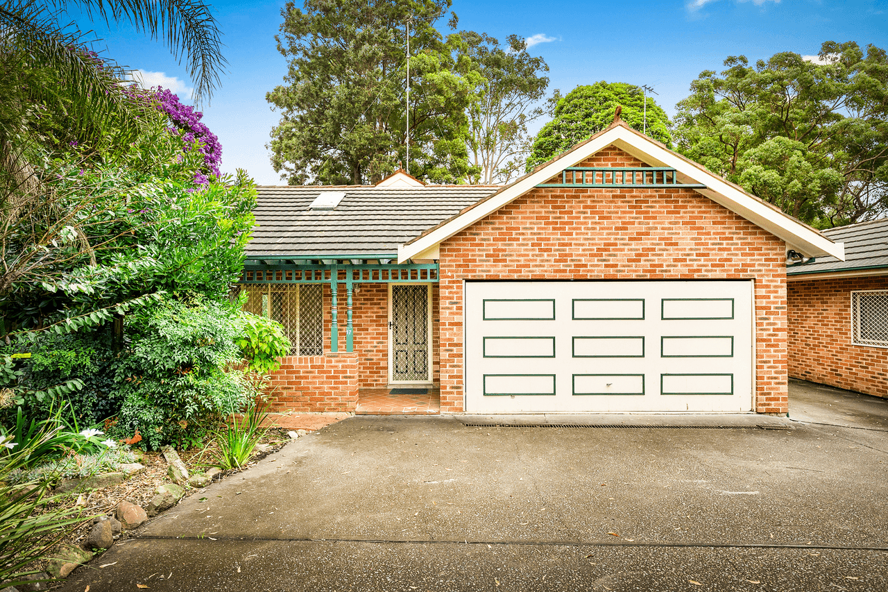 17/12 Martin Place, DURAL, NSW 2158