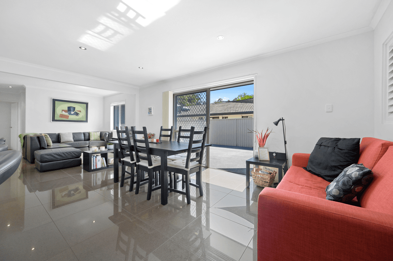 50 Annerley Avenue, RUNAWAY BAY, QLD 4216