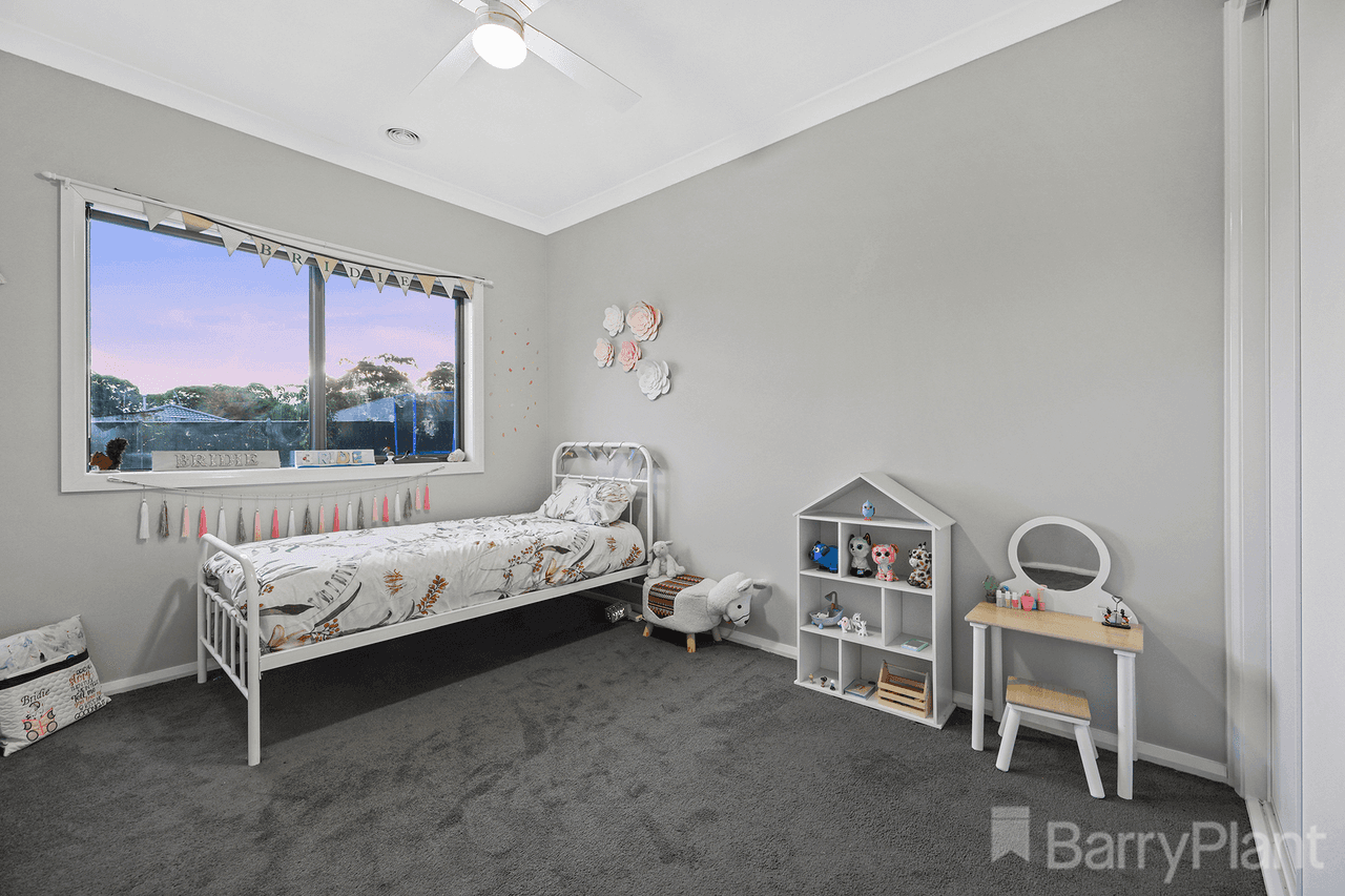 12 Hogan Court, Drouin, VIC 3818