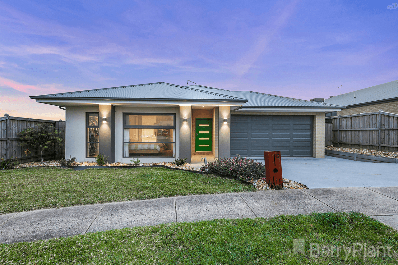 12 Hogan Court, Drouin, VIC 3818