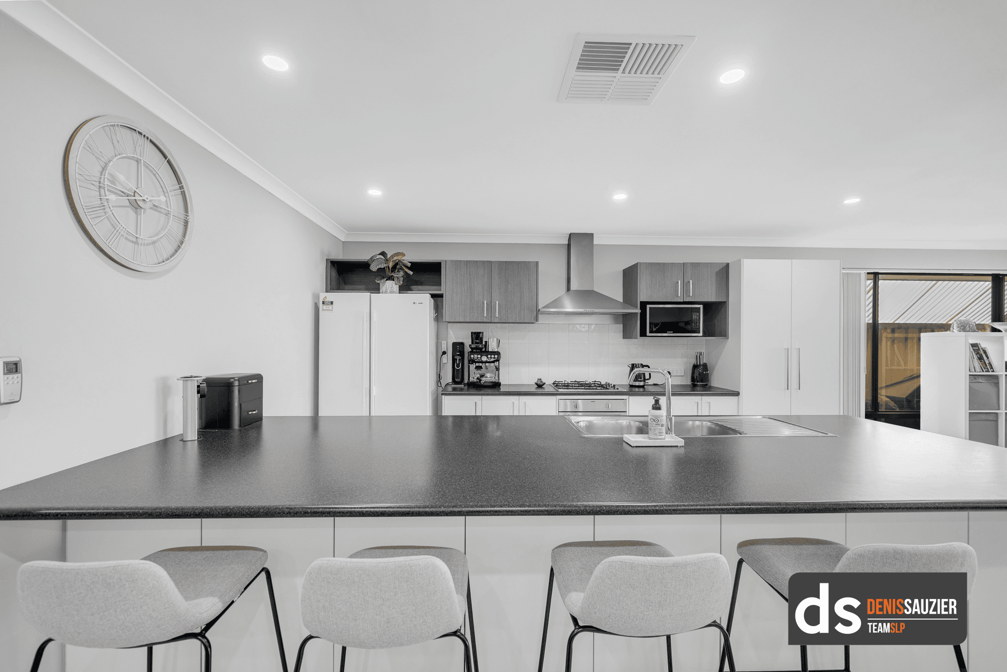 6 Hanoi Way, Hocking, WA 6065