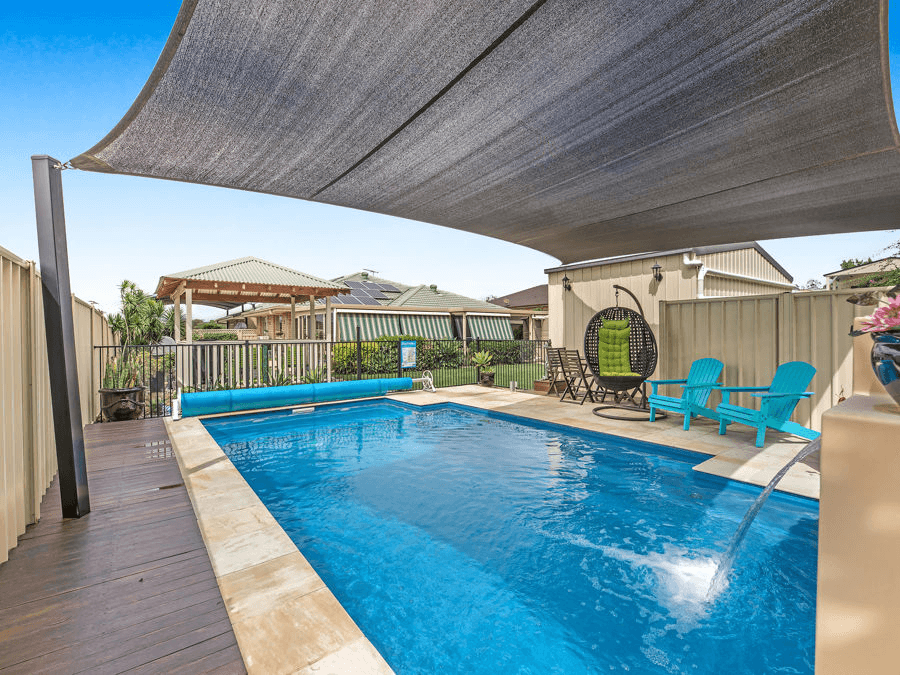 53 Lakeview Drive, DEEBING HEIGHTS, QLD 4306
