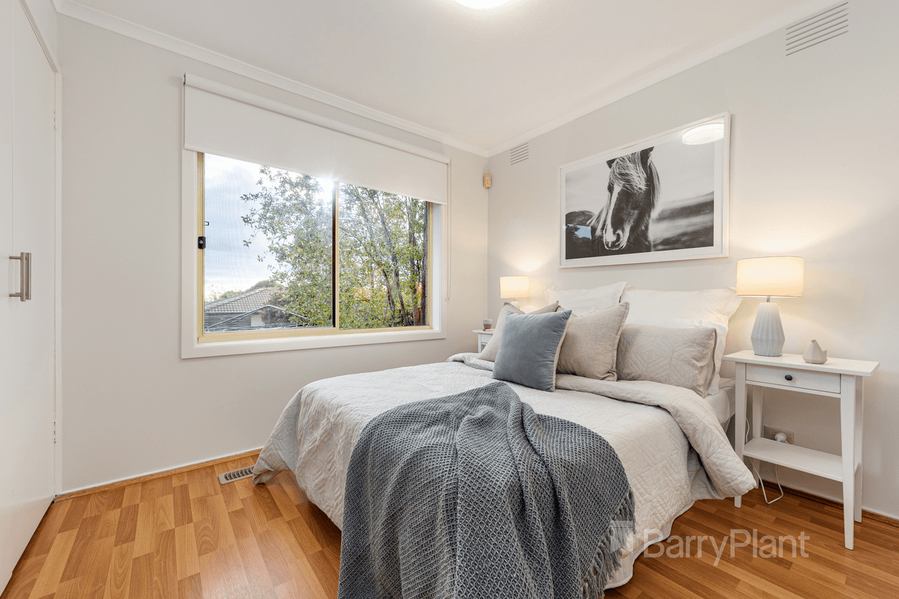 18 David Collins Drive, Endeavour Hills, VIC 3802