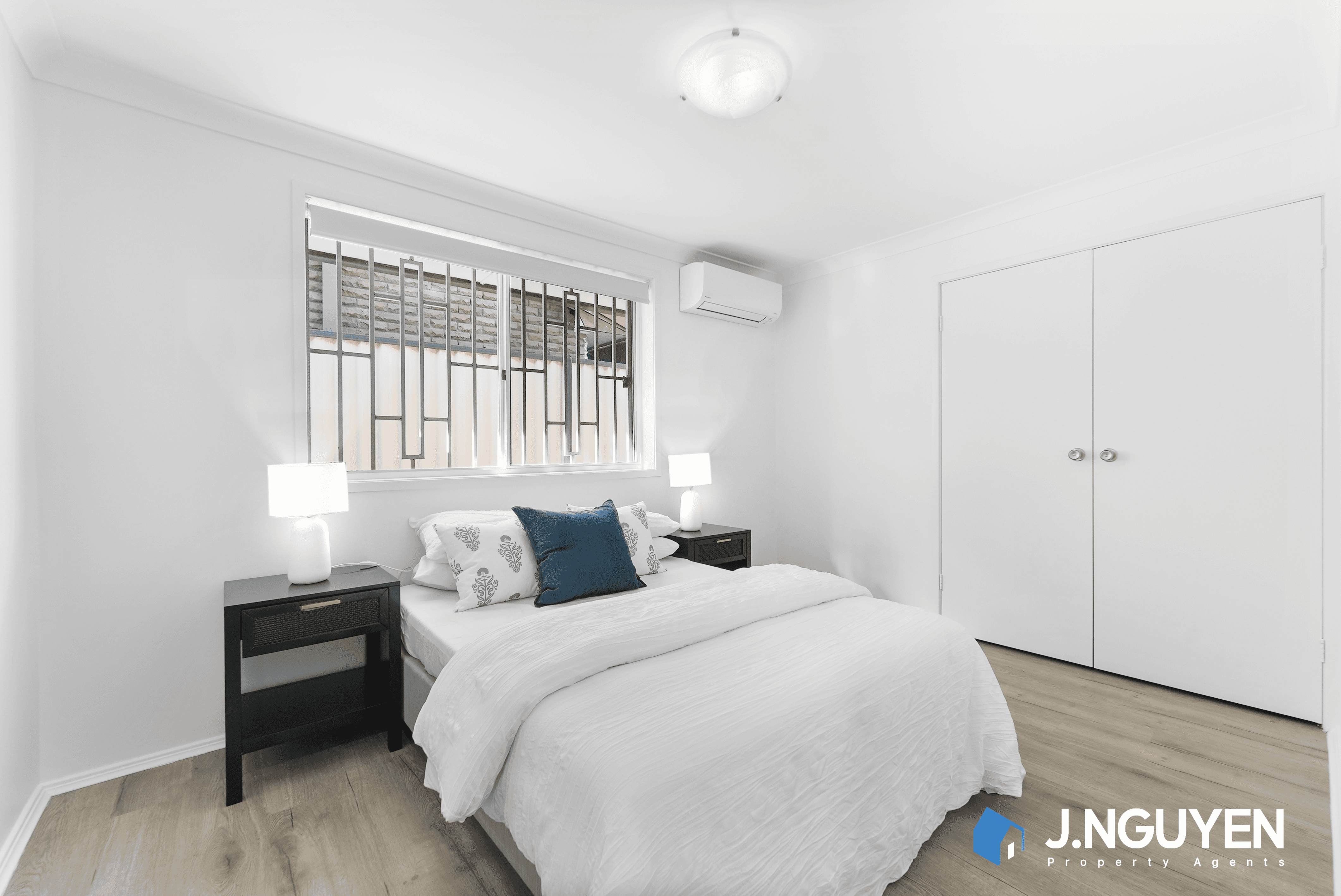 24 Buranda Crescent, ST JOHNS PARK, NSW 2176