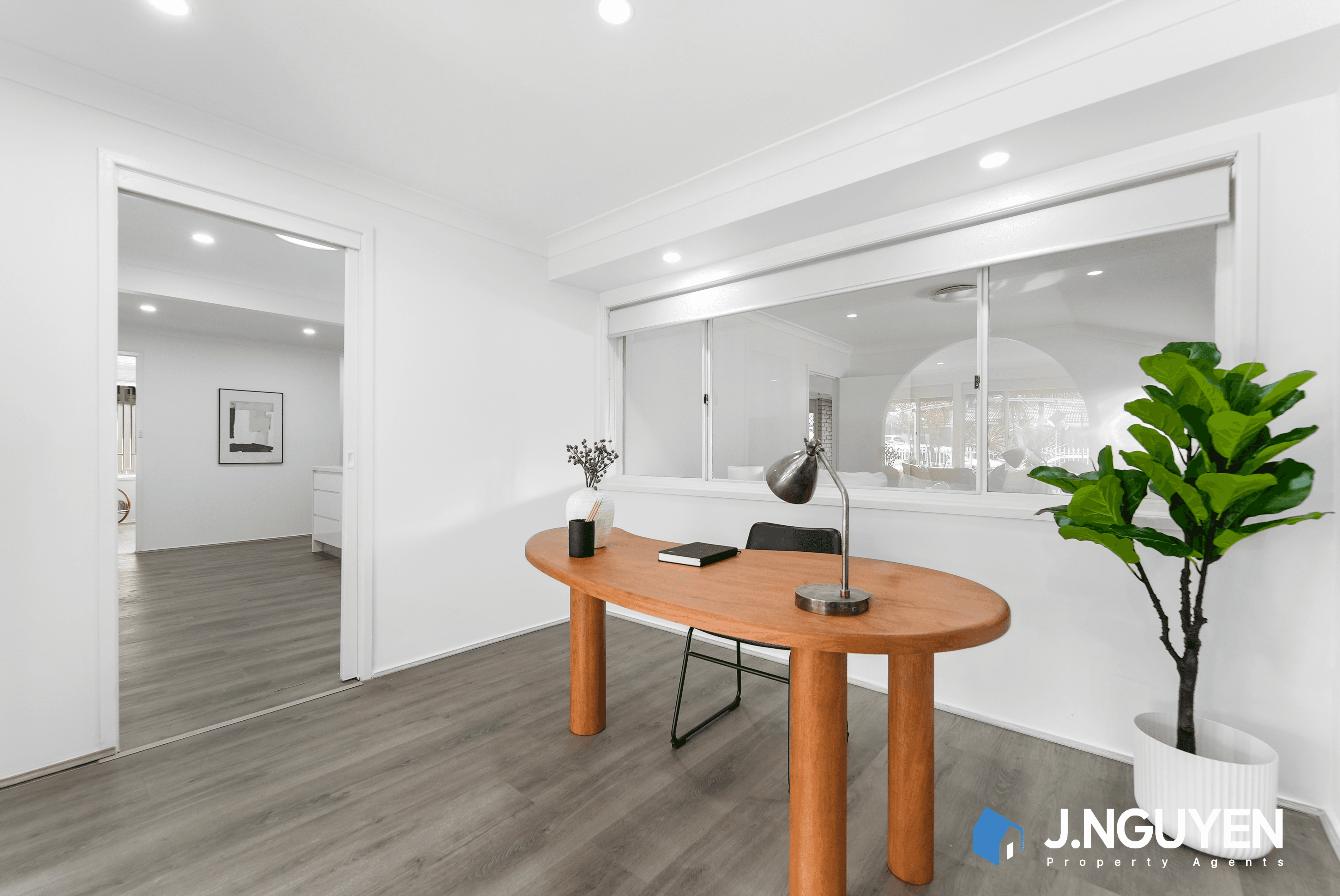 24 Buranda Crescent, ST JOHNS PARK, NSW 2176