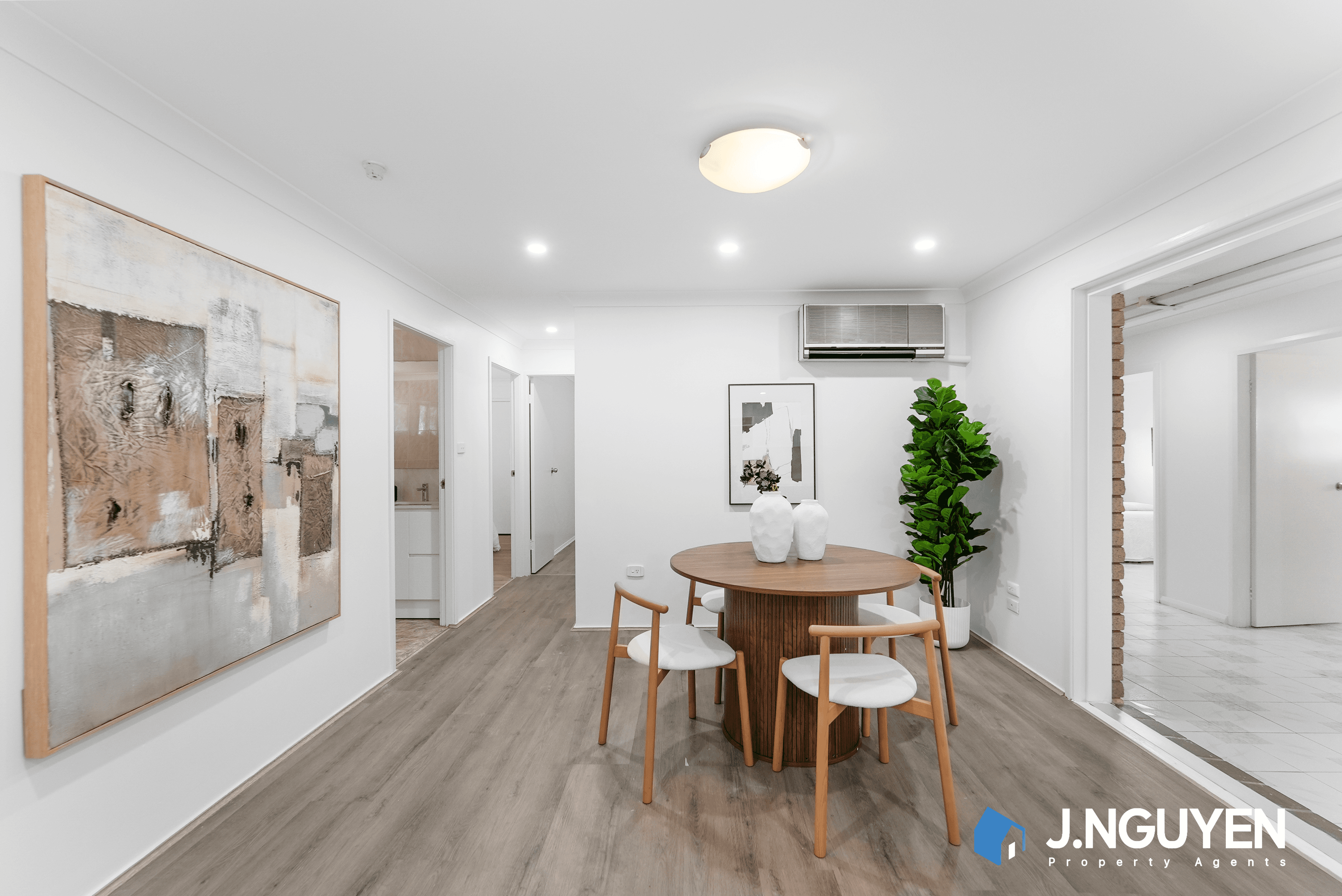 24 Buranda Crescent, ST JOHNS PARK, NSW 2176