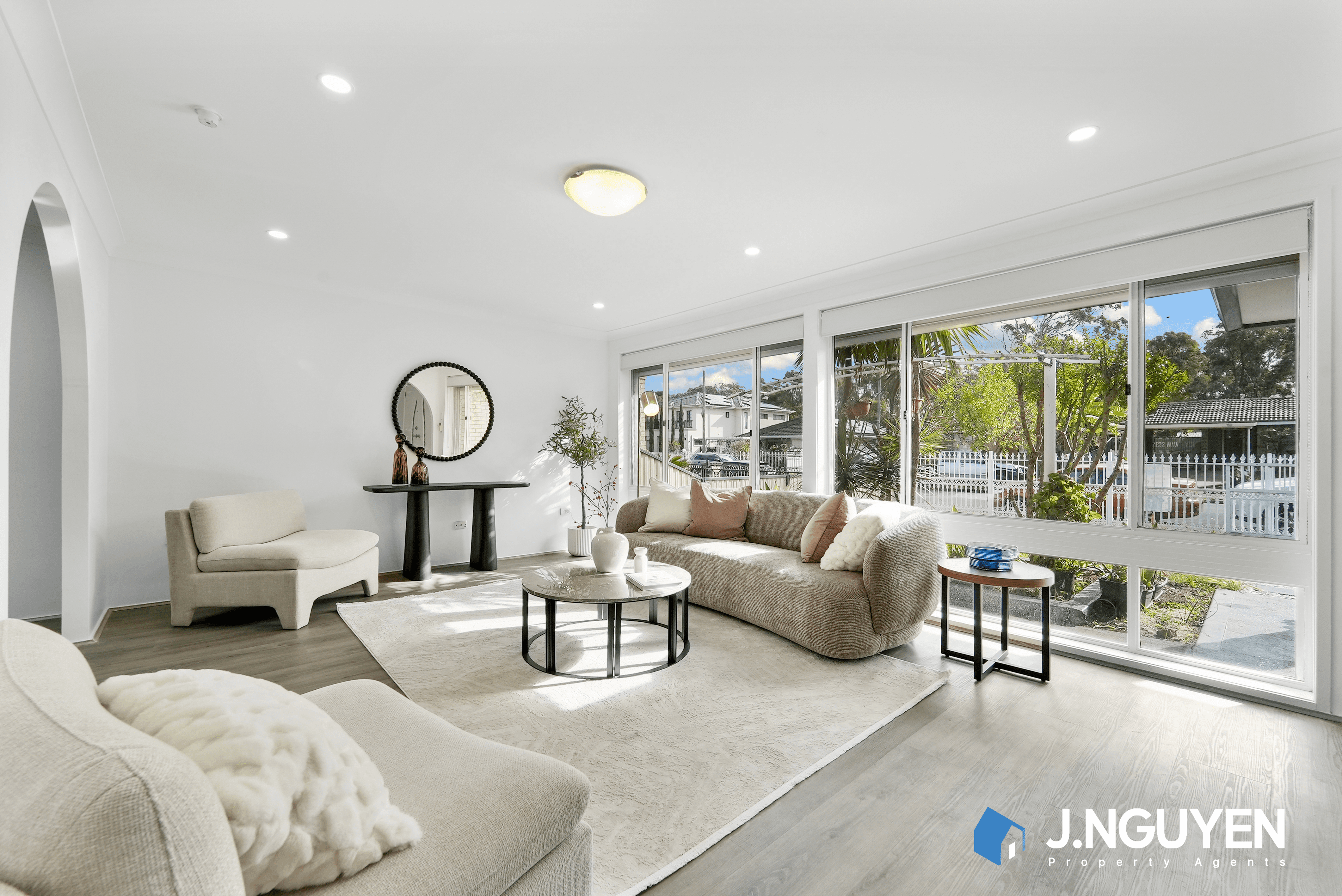 24 Buranda Crescent, ST JOHNS PARK, NSW 2176