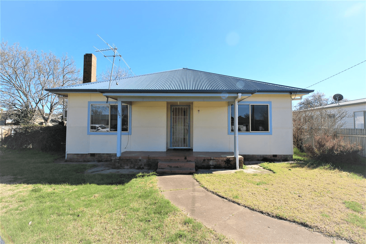 187 Sutton Street, Cootamundra, NSW 2590